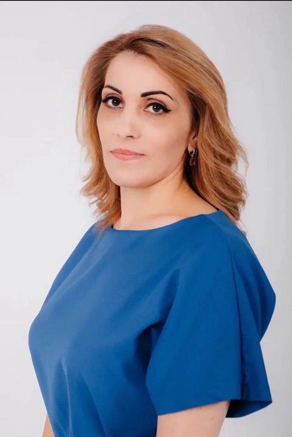 Воспитатель Гасанова Елена Эрзимановна.